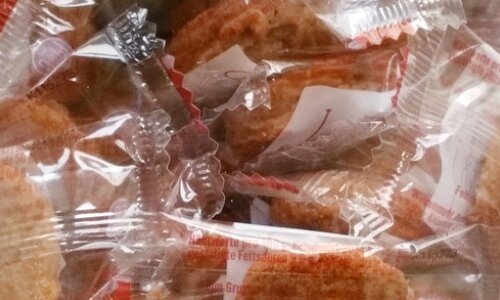 Chlorine in food packaging may be an indication of PVC (polyvinyl chloride) | © CRB Analyse Service GmbH