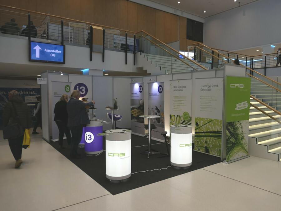 Stand informativo DCONex de CRB e i3 Membrane
